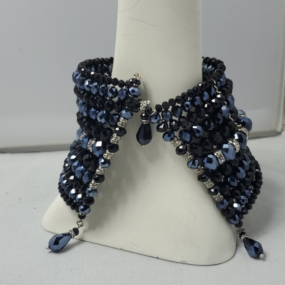 Ali khan 11 row beaded blue/black opened bracelet - Picture 4 of 6